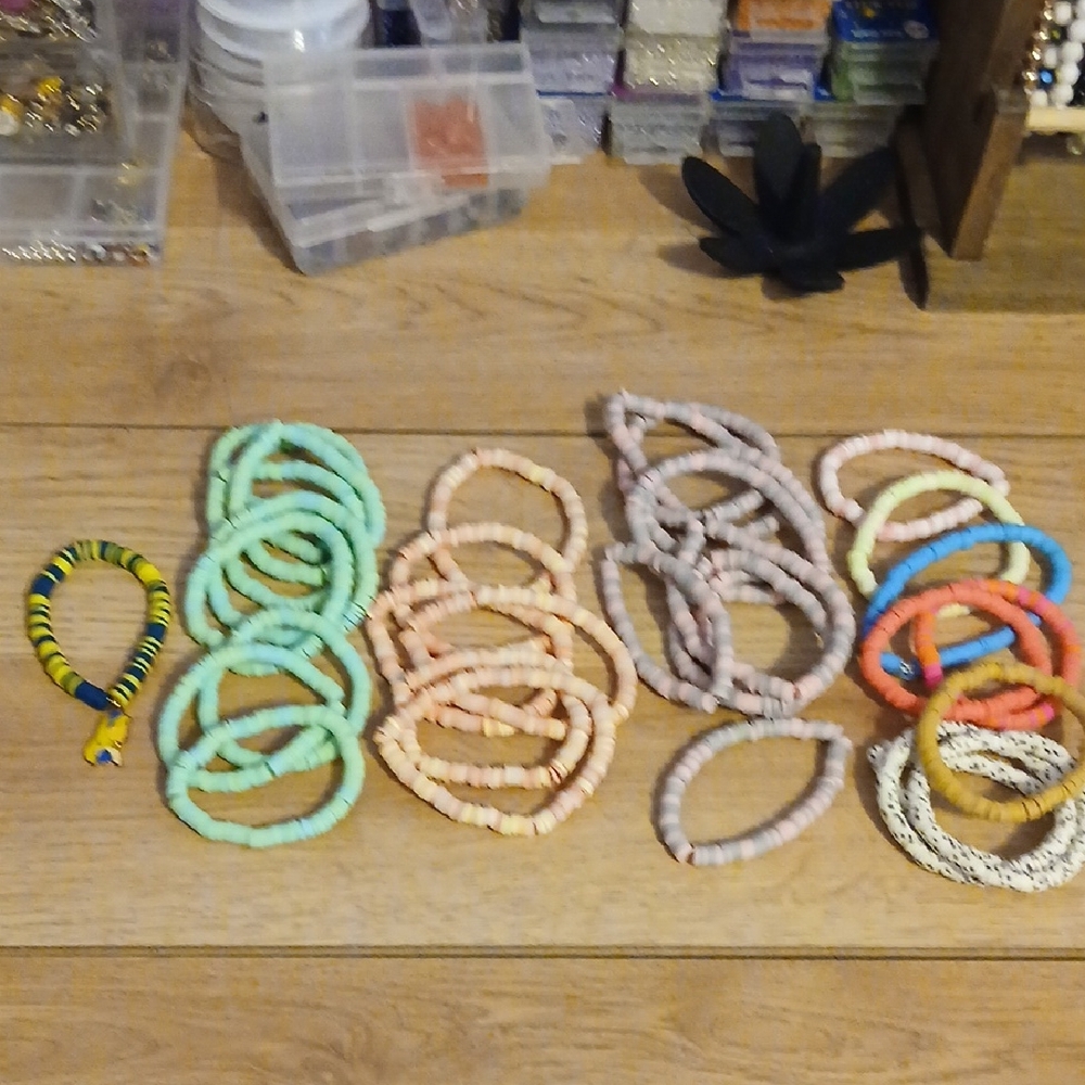 Kids Stretch Beaded Bracelets - Assorted Pastel Colors